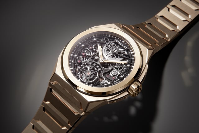 Fron und Armband der Bianchet Rotondo UltraFino Gold