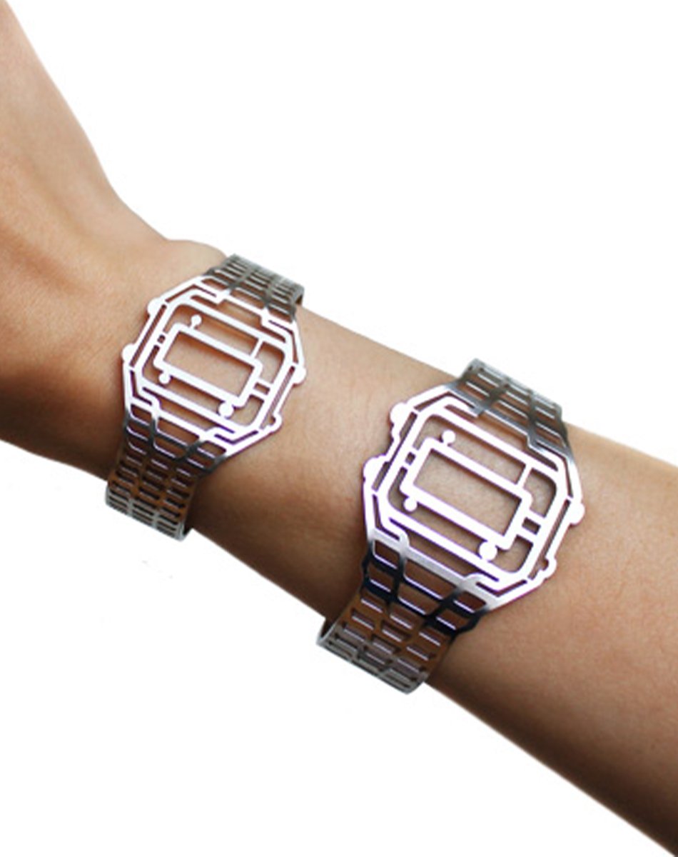 T1mepeace, Armspange in Form einer Armbanduhr aus Silber