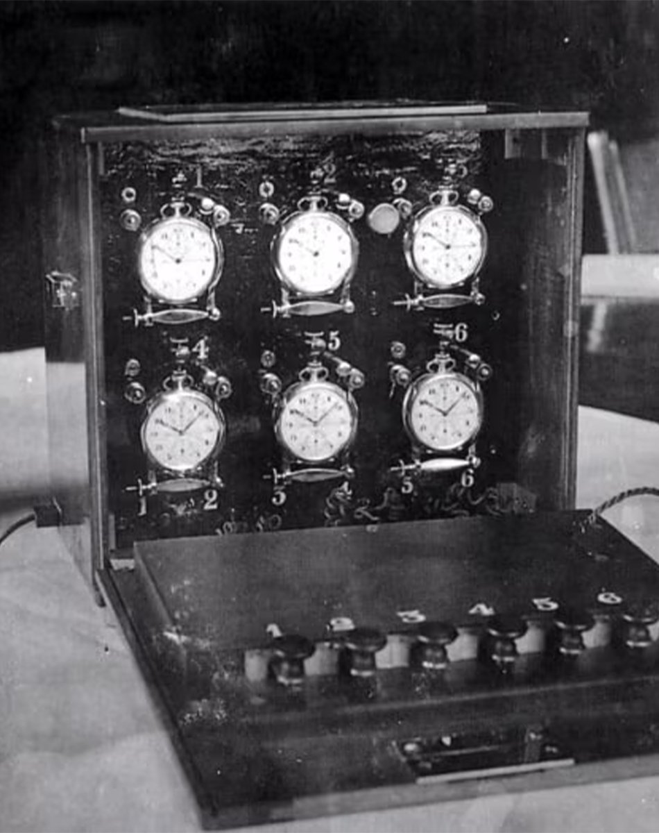 Mit mechanischen Stoppuhren wurden anfangs die Zeiten gemessen