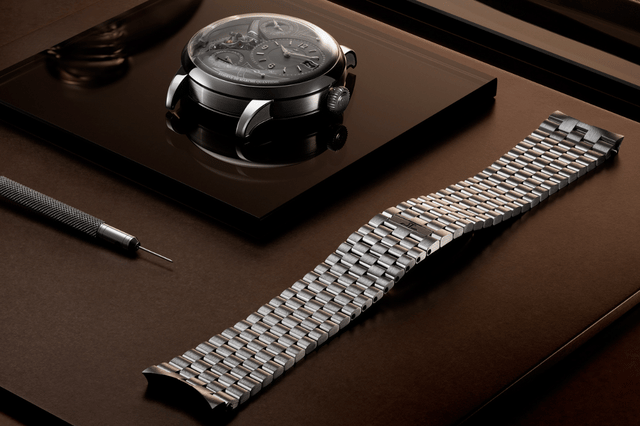 Armband der Jaeger-LeCoultre Duometre Heliotourbillon Perpetual