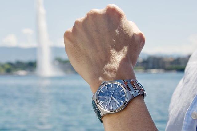 Czapek Antarctique Frozen Meteor 40.5mm: Uhr am Handgelenk