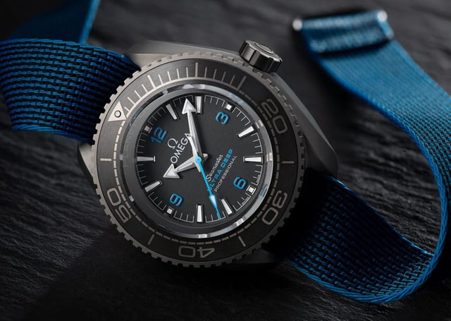 Omega: Seamaster Ultra Deep liegend