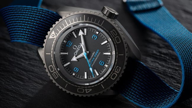 Omega: Seamaster Ultra Deep liegend