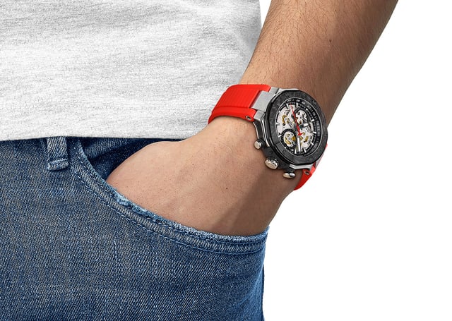 Tissot T-Race MotoGP Automatic Chronograph Limited Edition, Referenz T141.462.27.051.00, Uhr am Handgelenk