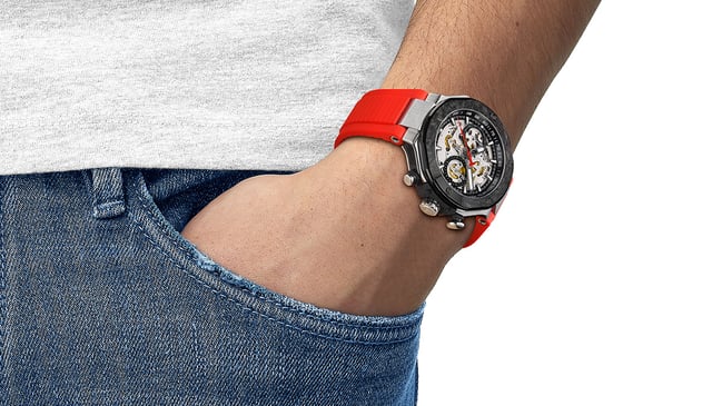 Tissot T-Race MotoGP Automatic Chronograph Limited Edition, Referenz T141.462.27.051.00, Uhr am Handgelenk