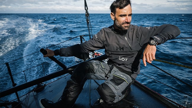  Schweizer Skipper Alan Roura mit der Hublot Big Bang Unico Sailing Team