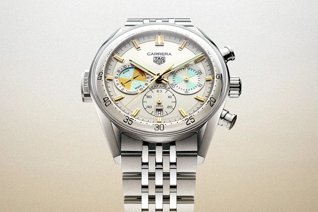 TAG Heuer Carrera Chronograph Seafarer, Edelstahluhr, Frontansicht