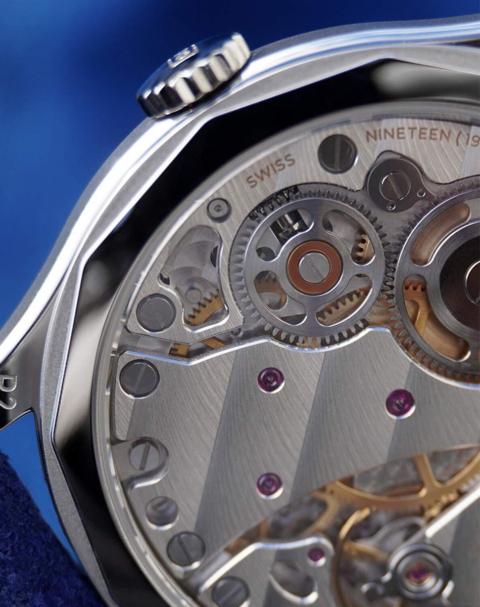 Oliver Gallaugher – Deep Space Blue, elegante Edelstahluhr mit Handaufzugskaliber