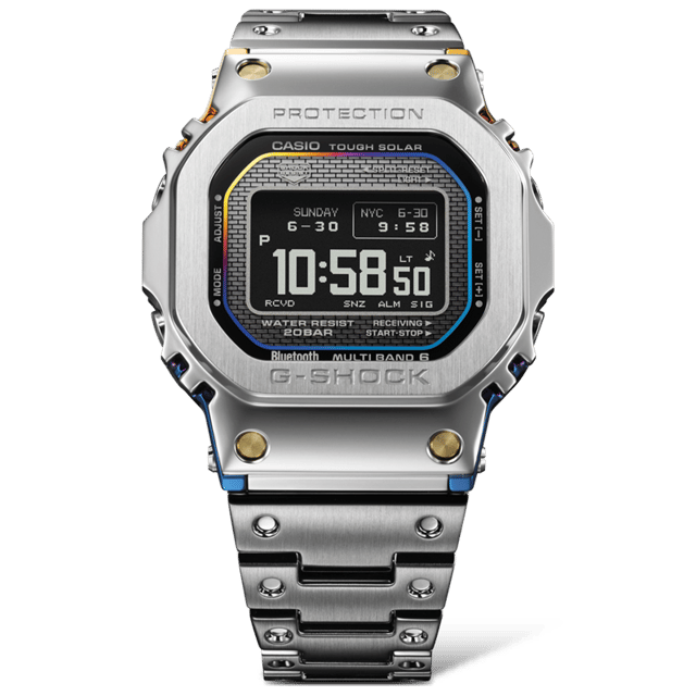 G-Shock GMW-BZ5000RC, regenbogenfarbene Elemente ergänzen das Edelstahl-Design
