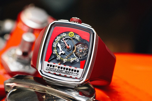 Hautlence – Linear Giacomo Agostini, ausgefallene Luxusuhr mit limitierter Stückzahl