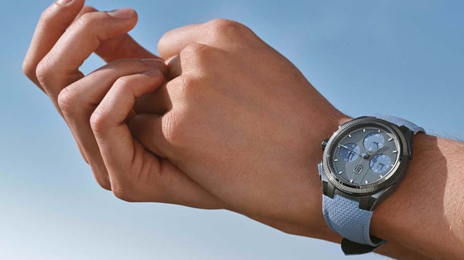 Parmigiani Fleurier Tonda PF Sport Chronograph Ultra-Cermet Mineral Blue: Wristshot, Uhr am Handgelenk