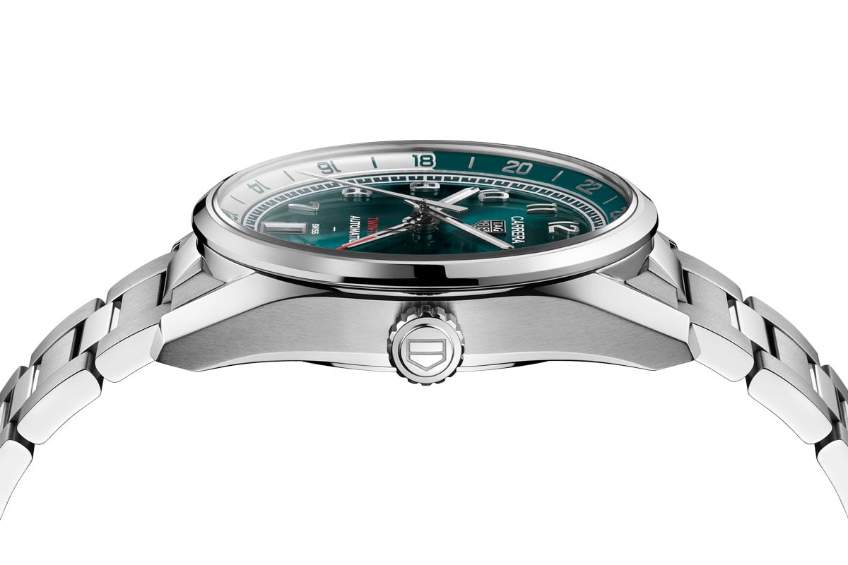 TAG Heuer: Seitenansicht der Carrera Date Twin-Time