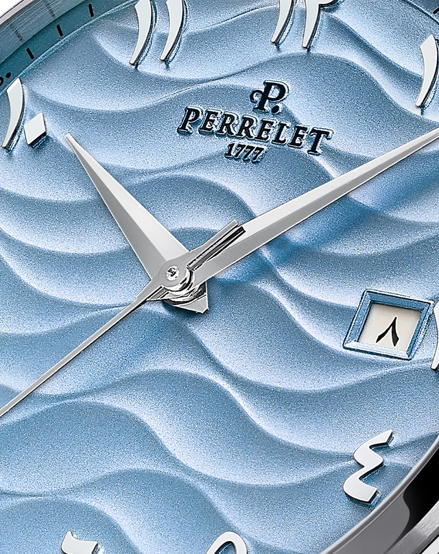 Perrelet – Weekend Arctic Dunes, elegante Edelstahluhr mit Automatikwerk und hellblauem Zifferblatt