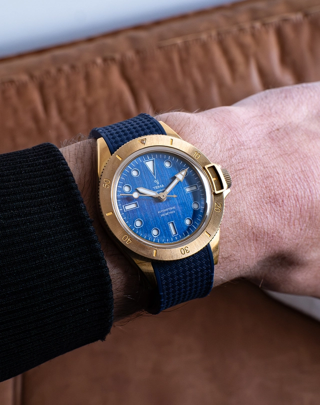 Yema – Superman Bronze CMM.10 Limited Edition, Retro-Taucheruhr aus Bronze mit Automatikwerk und blauem Zifferblatt