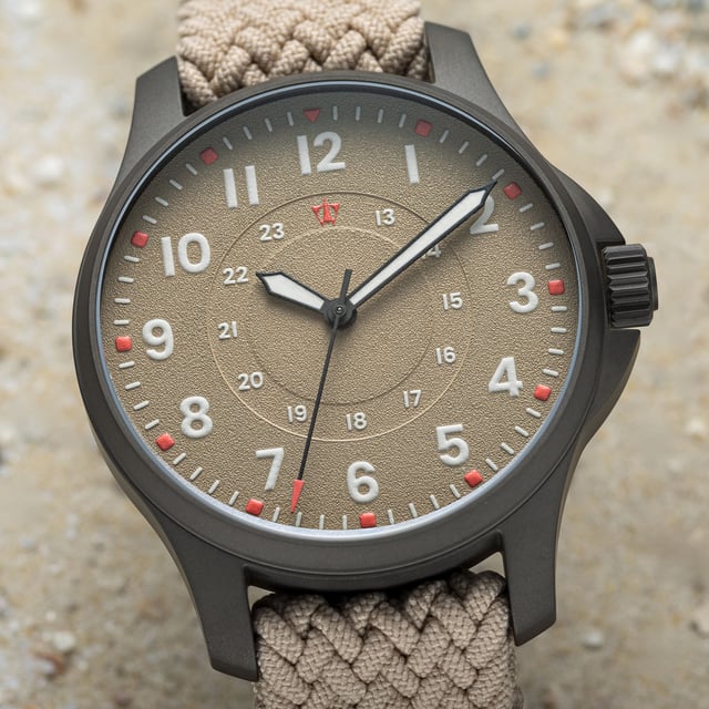 Stowa: Fieldwatch Terra in Beige.