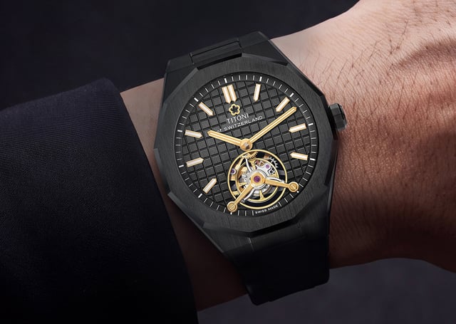 Titoni Impetus CeramTech mit schwarzem Zifferblatt am Handgelenk
