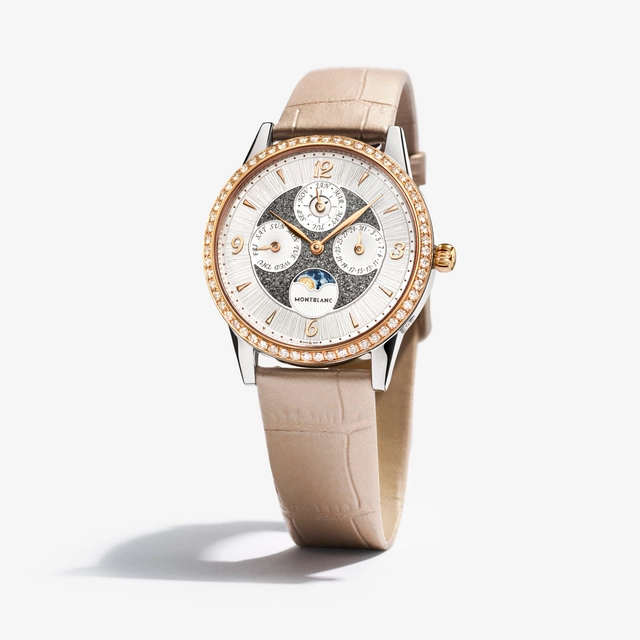 Montblanc: Bohème Perpetual Calendar in Bicolor mit beigefarbenem Band