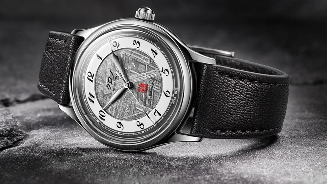 Kurono Tokyo – Kurono Special Projects 37 mm Inseki, elegante Automatikuhr mit Meteoritenzifferblatt und Lederband