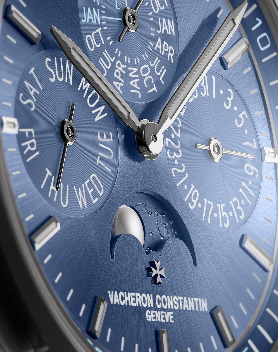 Vacheron Constantin: Overseas Ewiger Kalender extra-flach Azurblau Detail