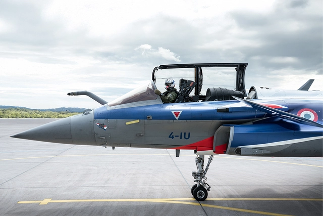 Bell & Ross – BR-03 Chrono Rafale Solo Display, Toolwatch mit Keramikgehäuse