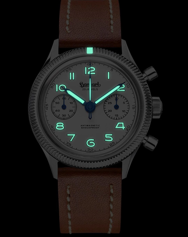 Hanhart: 417 ES Moby Dick 39 mm bei Nacht