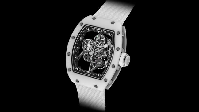Großaufnahme der weißen Richard Mille RM 55-01 Manual Winding