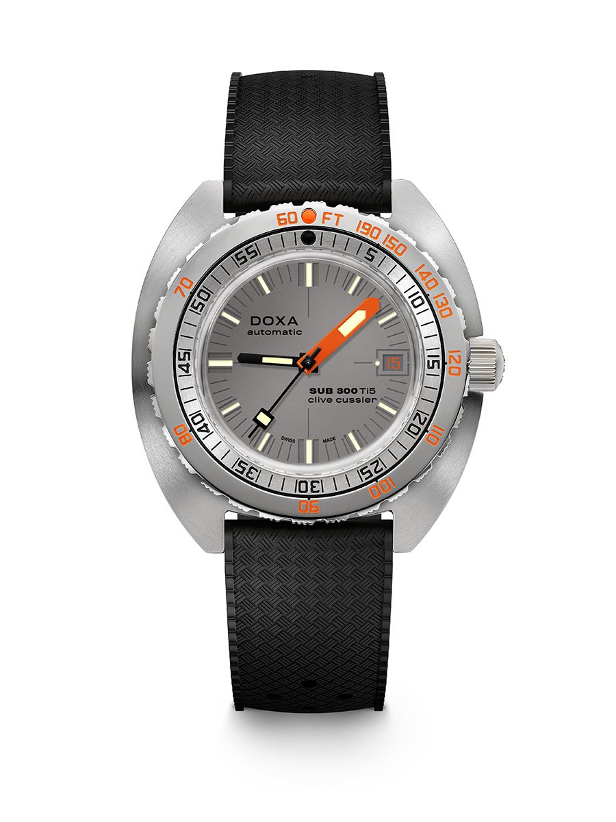 Doxa SUB 300 Ti5 Clive Cussler: Frontansicht Uhr