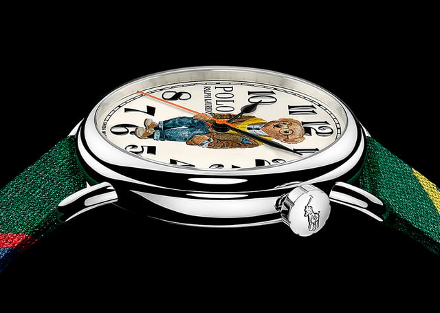 Seitenansicht Ralph Lauren Preppy Bear Watch mit Armband