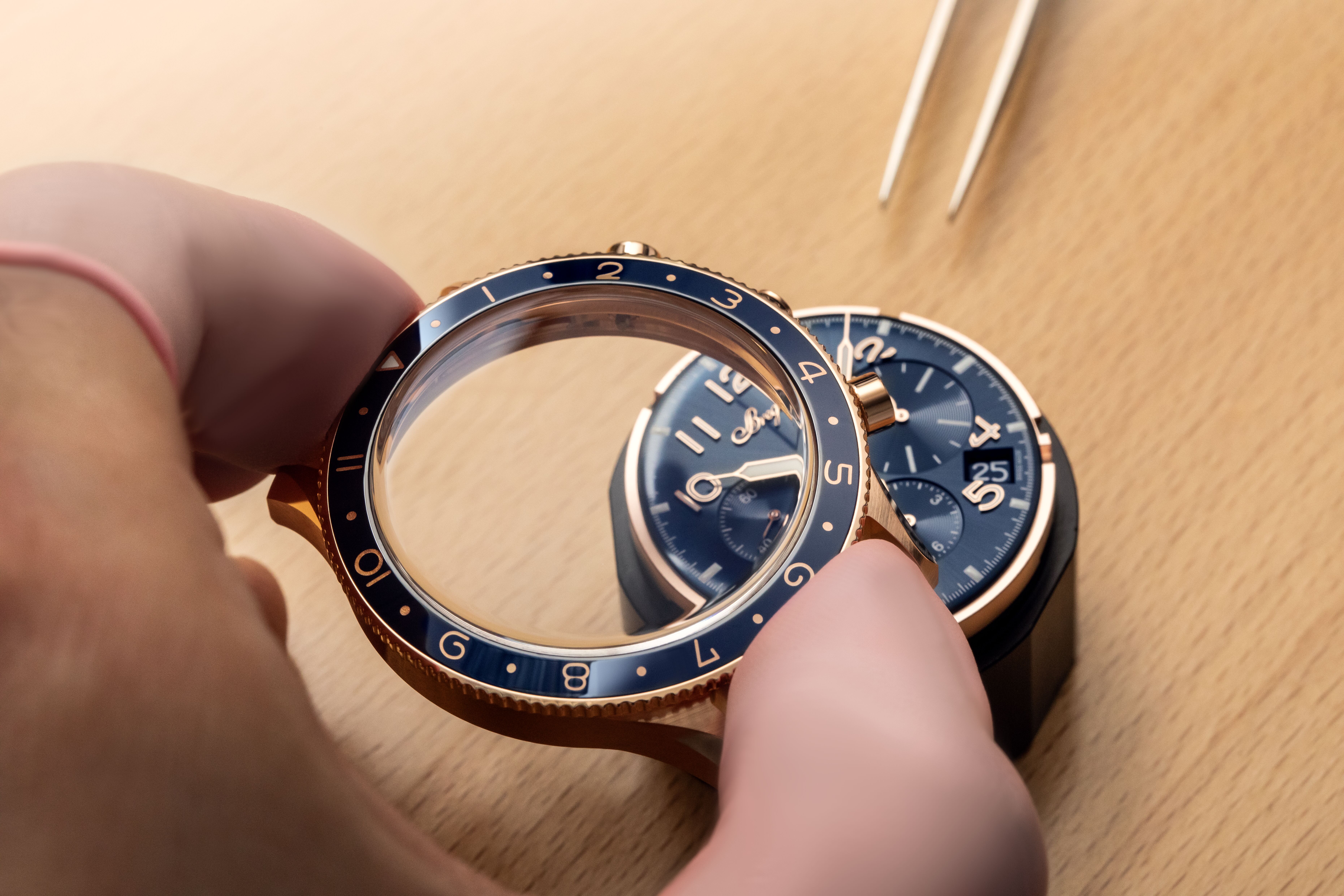 Breguet_Type_XX_Making_of_Luenette