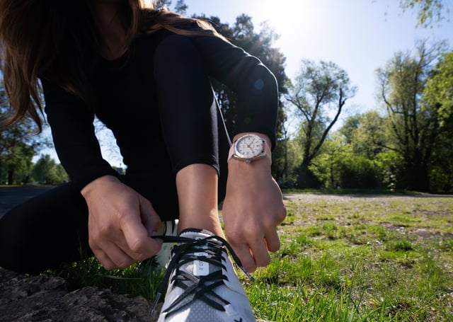 Frontalansicht der Norqain Adventure Sport 37mm