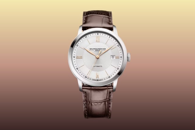 Frontalansicht der Baume & Mercier Classima Automatik mit Lederarmband