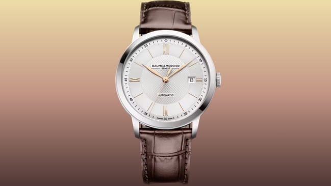Frontalansicht der Baume & Mercier Classima Automatik mit Lederarmband
