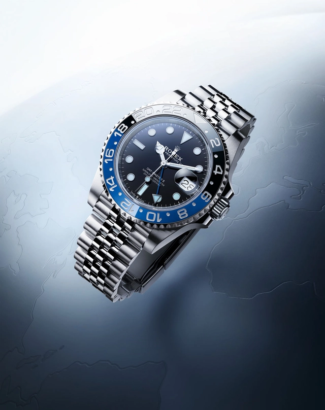 Rolex: GMT-Master II Ref. 126710BLNR mit schwarz-blauer Lünette
