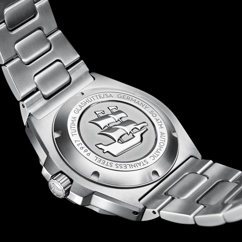 Tutima Glashütte Seven Seas S, Gehäuseboden mit Gravur