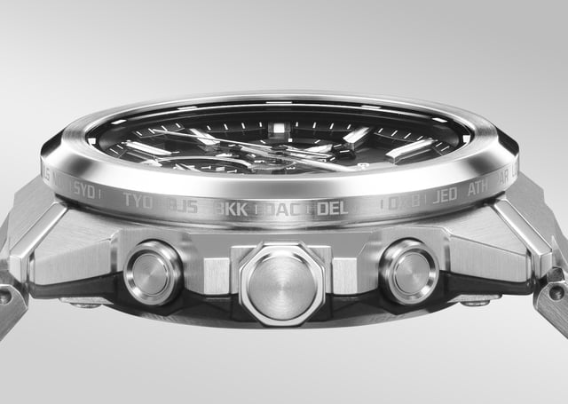 die CASIO GST W1000D von der Seite, DETAIL