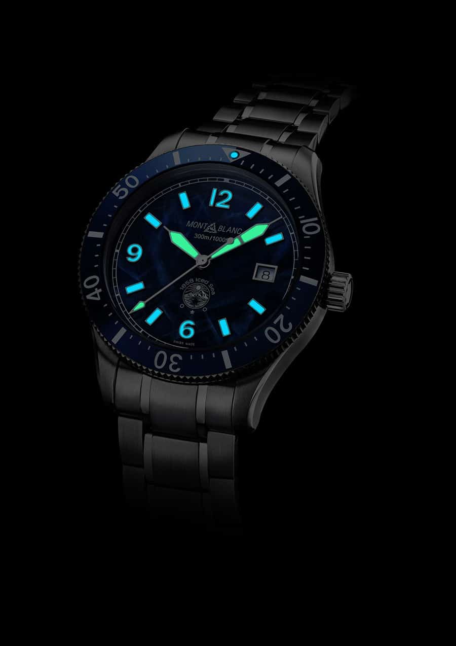 Montblanc 1858 Iced Sea Automatic Date Nachtansicht