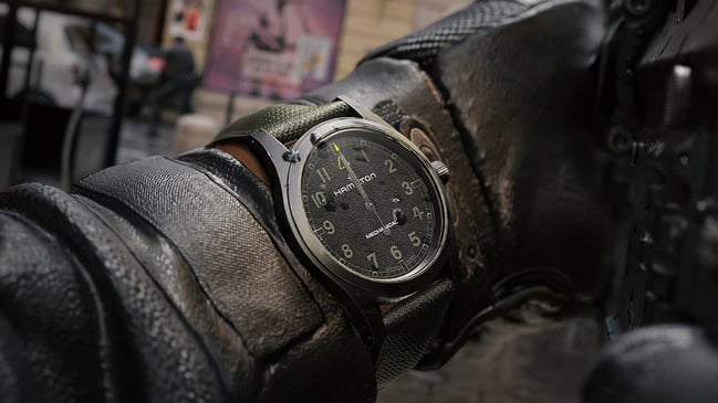Hamilton Khaki Field Mechanical Call of Duty: Modern Warfare 4 Special Edition 