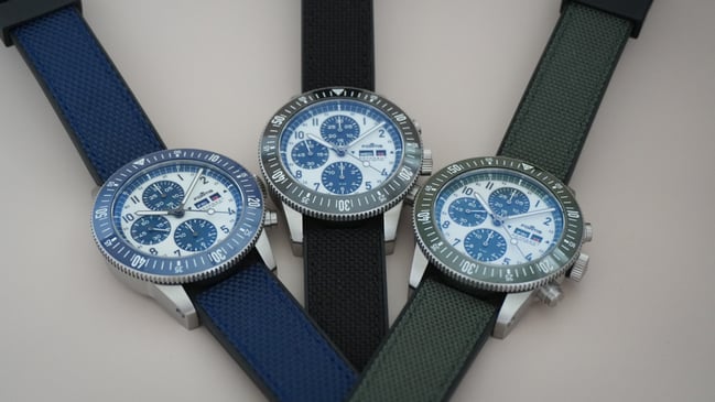 Drei Modelle der Fortis Novonaut N-42 Halo.