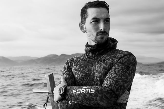 Fortis – Marinemaster M-44 DLC, Taucheruhr mit Automatikkaliber