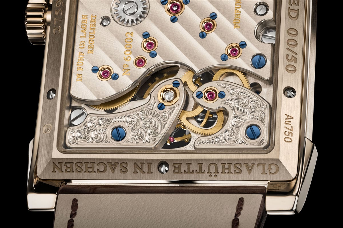 A-Lange-Soehne-Cabaret-Tourbillon-Honeygold-Werkausschnitt