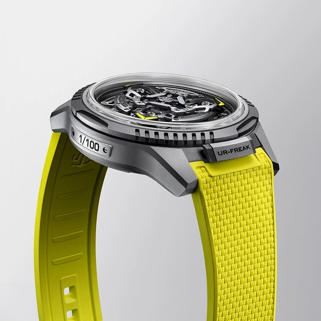 Ulysse Nardin – UR-Freak, Luxusuhr mit Kautschukband und Automatikwerk