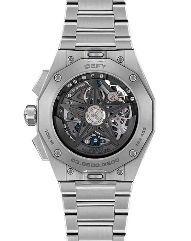 Zenith Defy Skyline Chronograph Skeleton gibt den Blick auf das Uhrwerk El Primero 3620SK auch durch den Gehäuseboden frei.