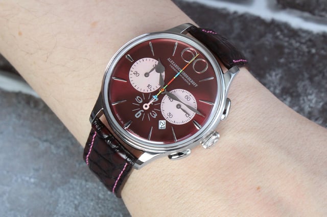 Alexander Shorokhoff – Happy Second Bordeaux, Chronograph mit Automatikkaliber und rotem Zifferblatt 