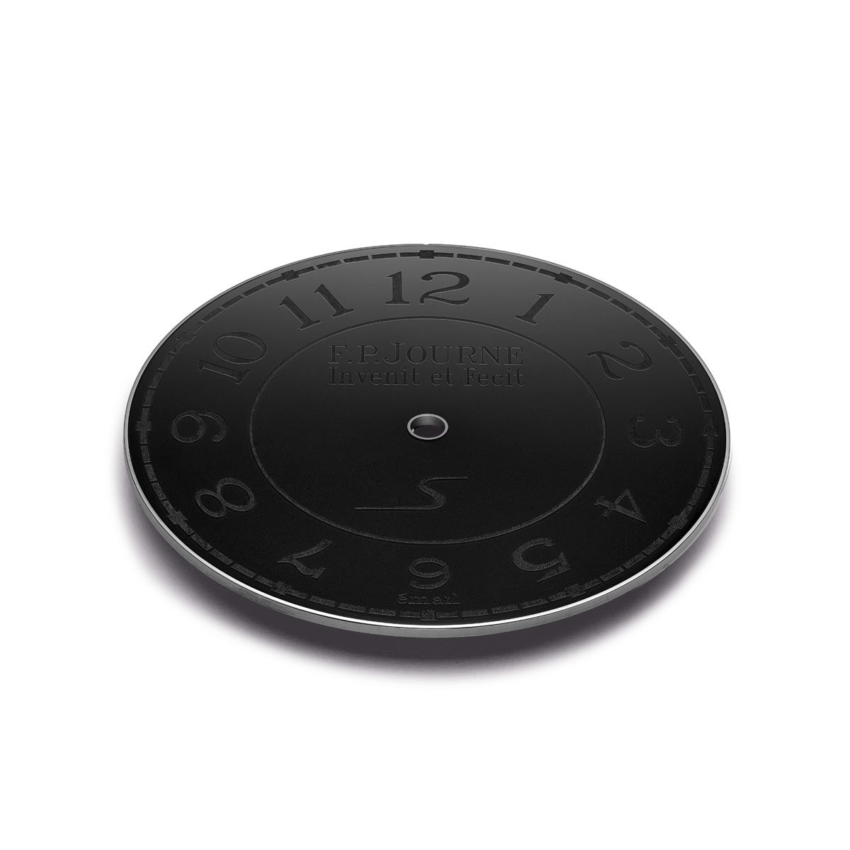 Stealth-Look: Das Emaillezifferblatt des Chronomètre Furtif 