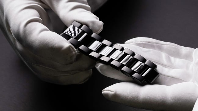 Rado: Produktion von Keramikgehäusen und -bändern