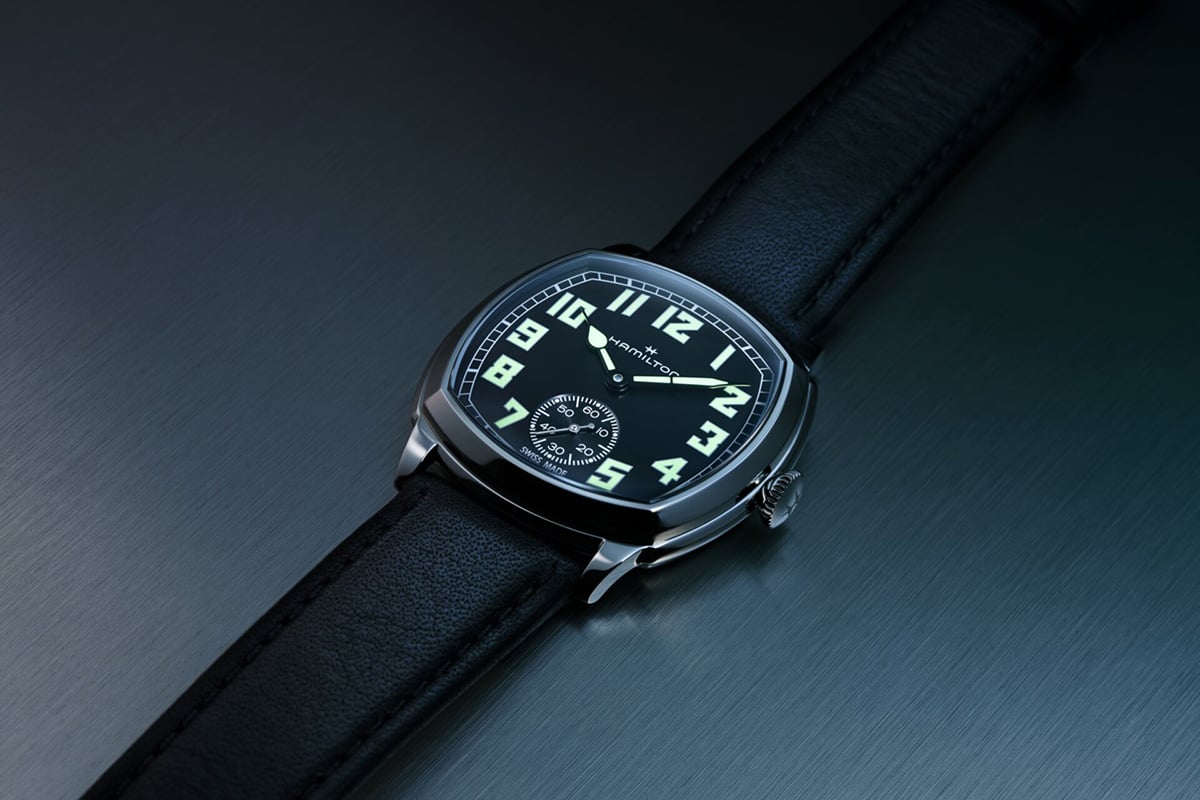 Hamilton American Classic Cushion Mechanical 34 mm, Detailaufnahme Armbanduhr liegend