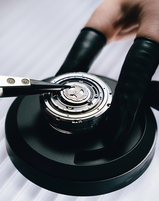 Ulysse Nardin – Freak [S Enamel], Automatikuhr aus Titan