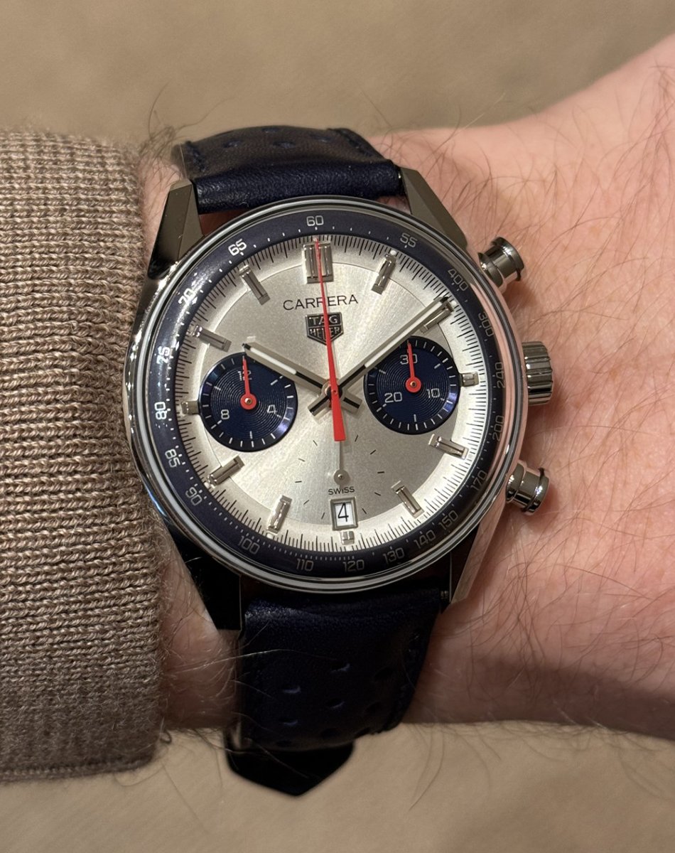 Wempe × TAG Heuer Carrera Chronograph Wempe Signature Collection, Automatik-Chronograph mit silbernem Zifferblatt und Lederband