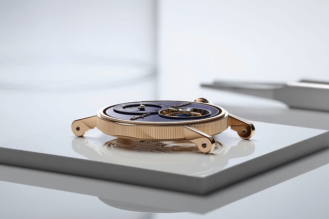 Breguet Classique Tourbillon Sideral 7255 Flanke