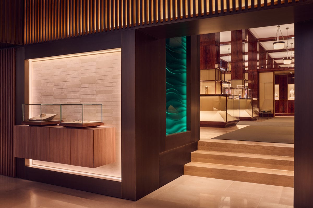 Schullin im Looshaus Wien: Blick aus der Rolex-Boutique in den Hauptraum